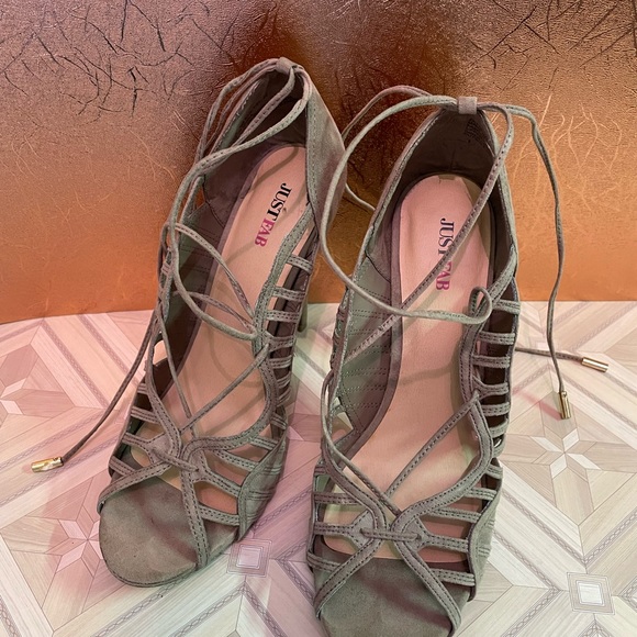 JUSTFAB strapped suede sandals - Picture 5 of 5